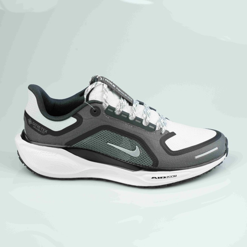 nike white grey gortex 41