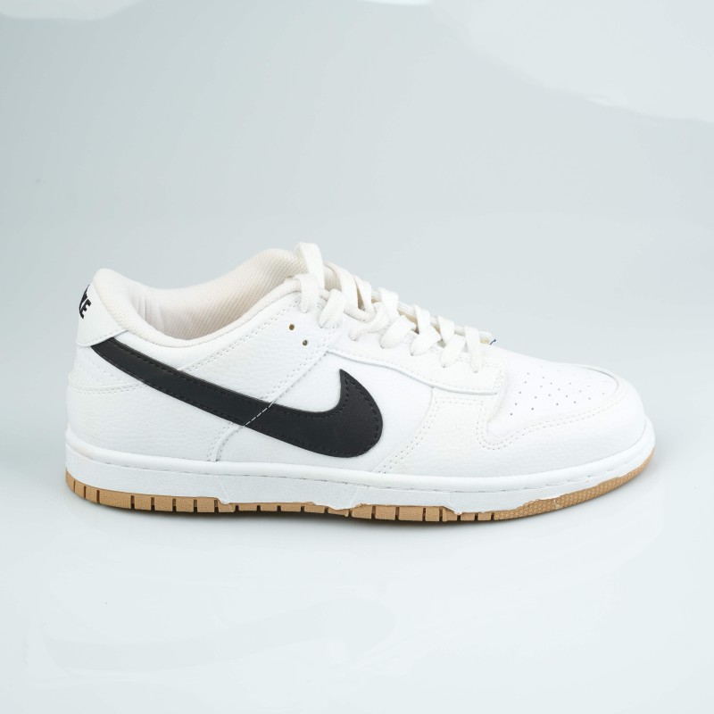 nike sb  white black beige